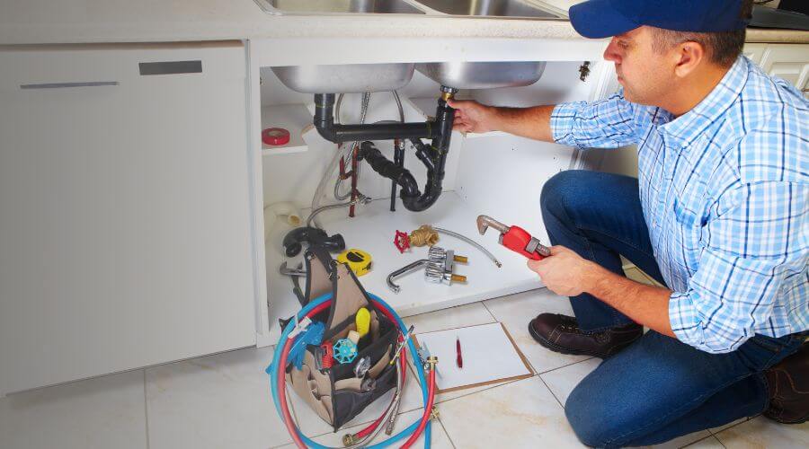 Expert burst pipe repair services in Merritt, MI
